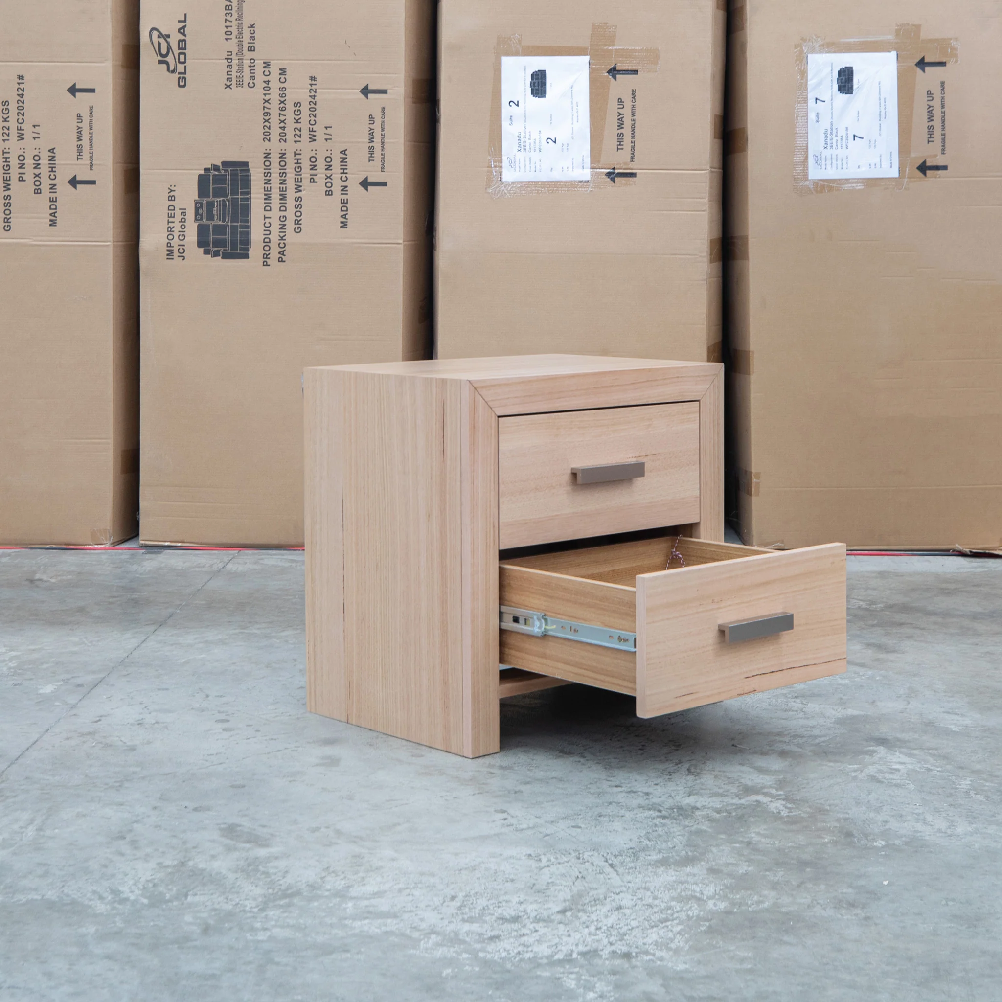 Como Messmate Two Drawer Bedside - Image 6