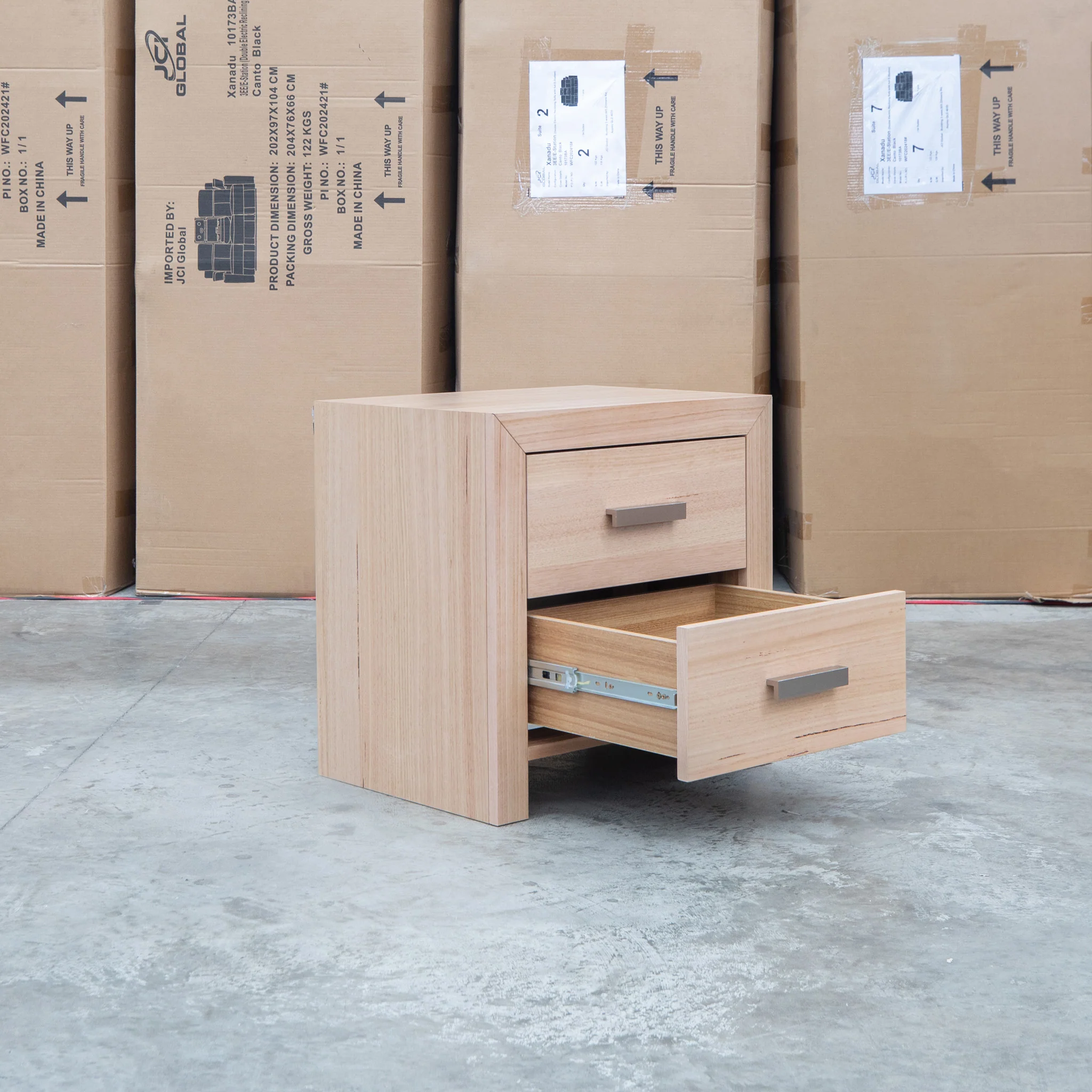Como Messmate Two Drawer Bedside - Image 7