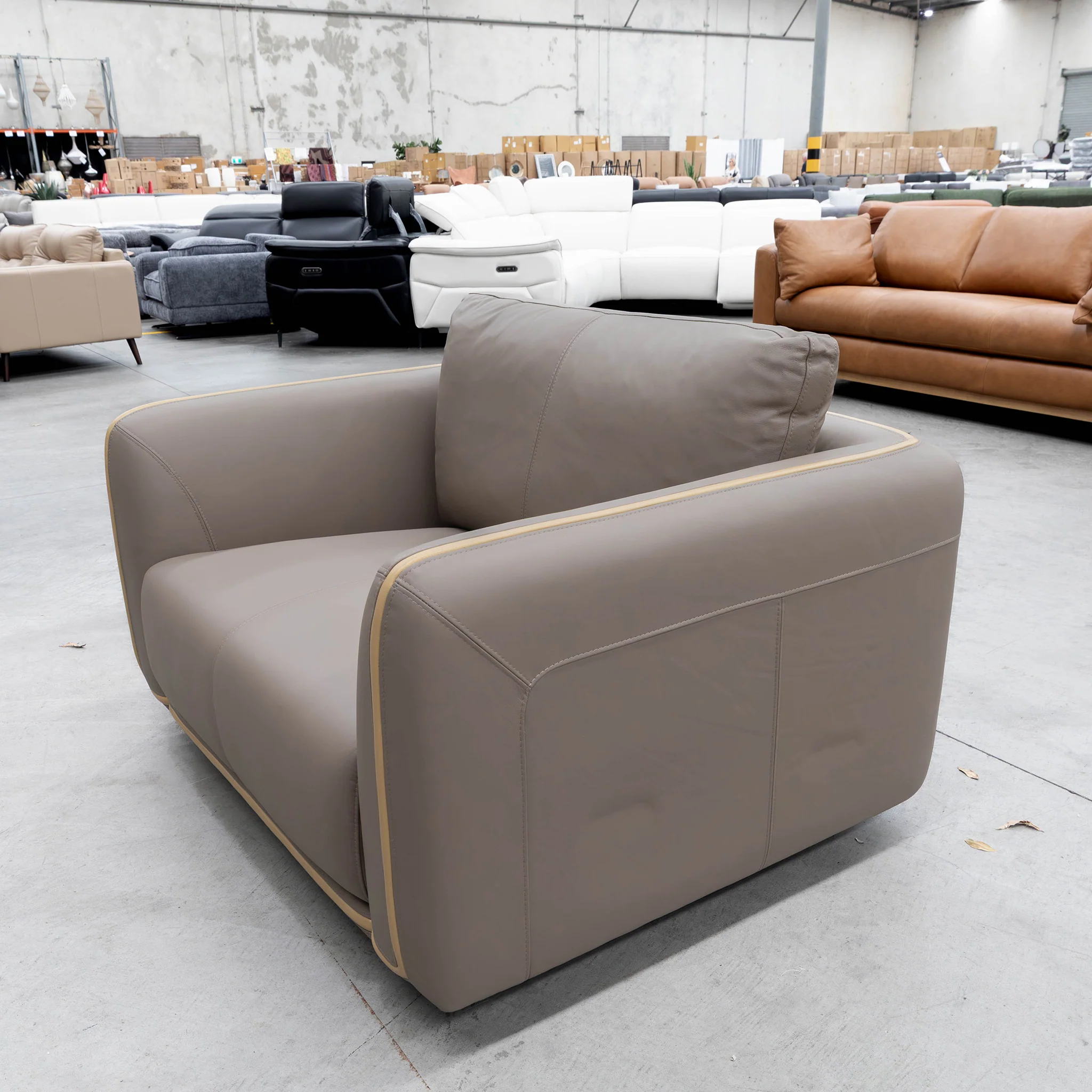 COR-A0724 Oversized leather single chair - Pine Bark - Floor Stock - Image 2