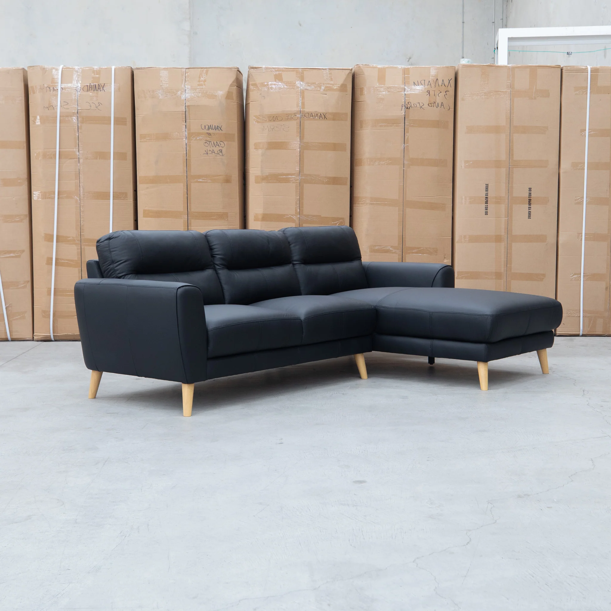 Nevada Three Seat RHF Leather Chaise Lounge - Black