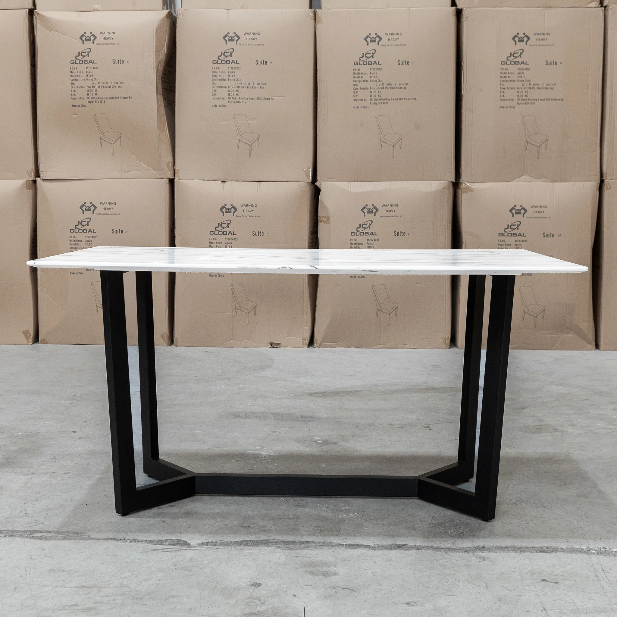 New York 150cm Carrara Marble Dining Table - Image 3