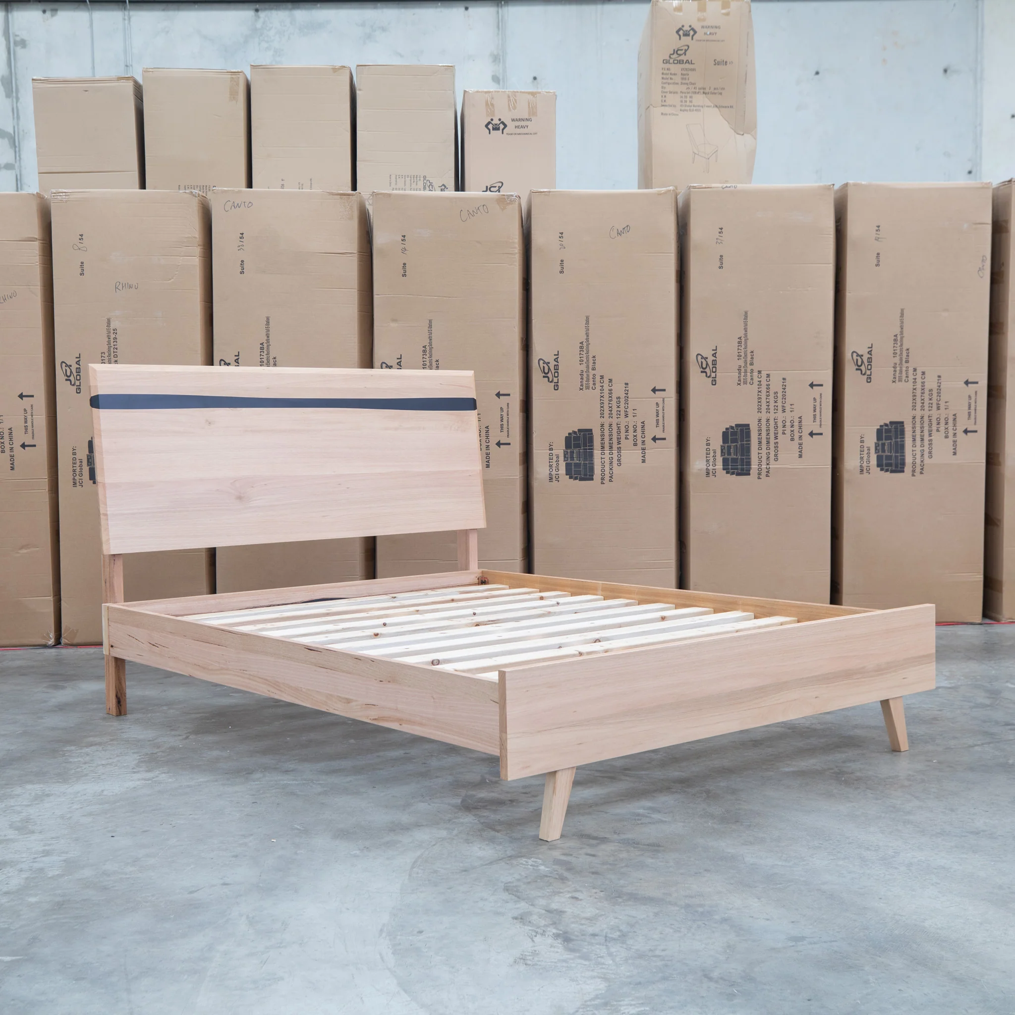 Porto Messmate King Bed with Resin Insert - Image 5