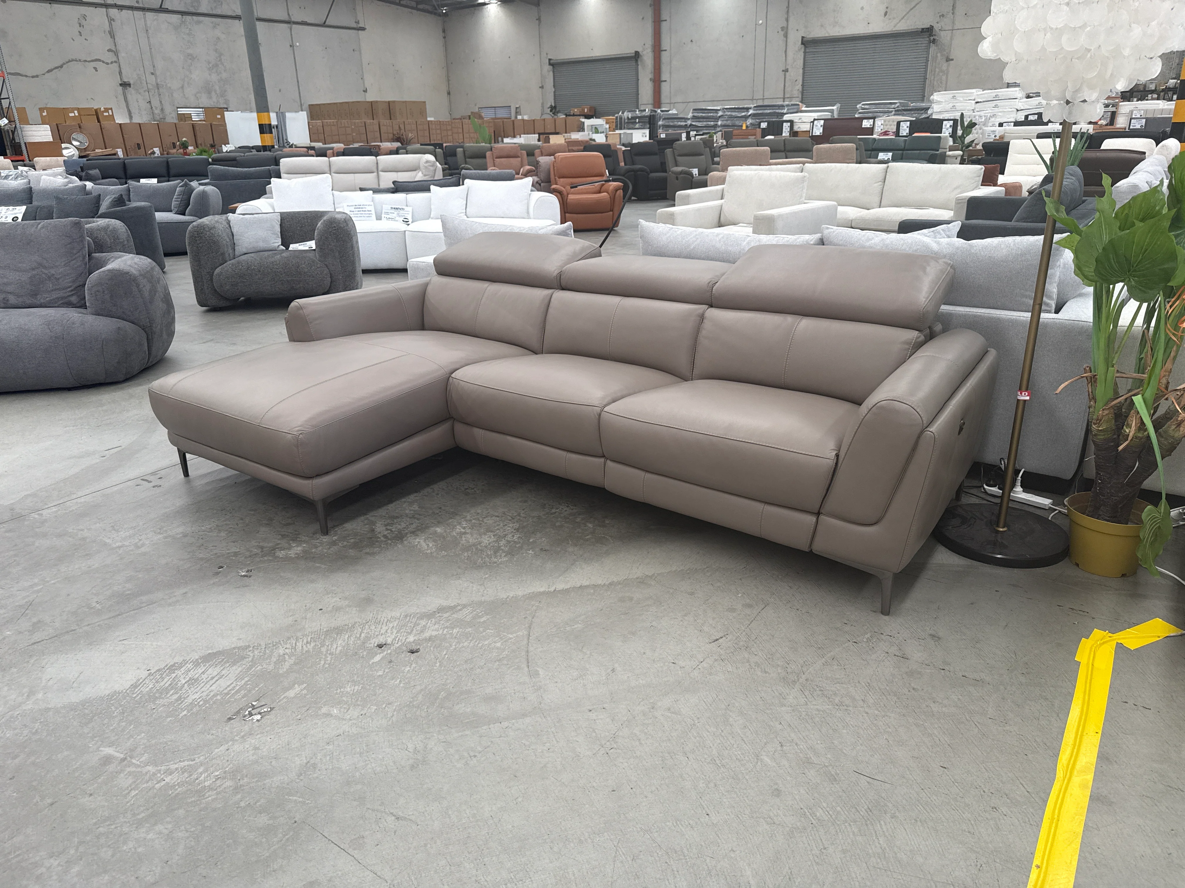 RS-B0325 LHF Chaise Suite with Electric Recliner - Granite - Floor Stock