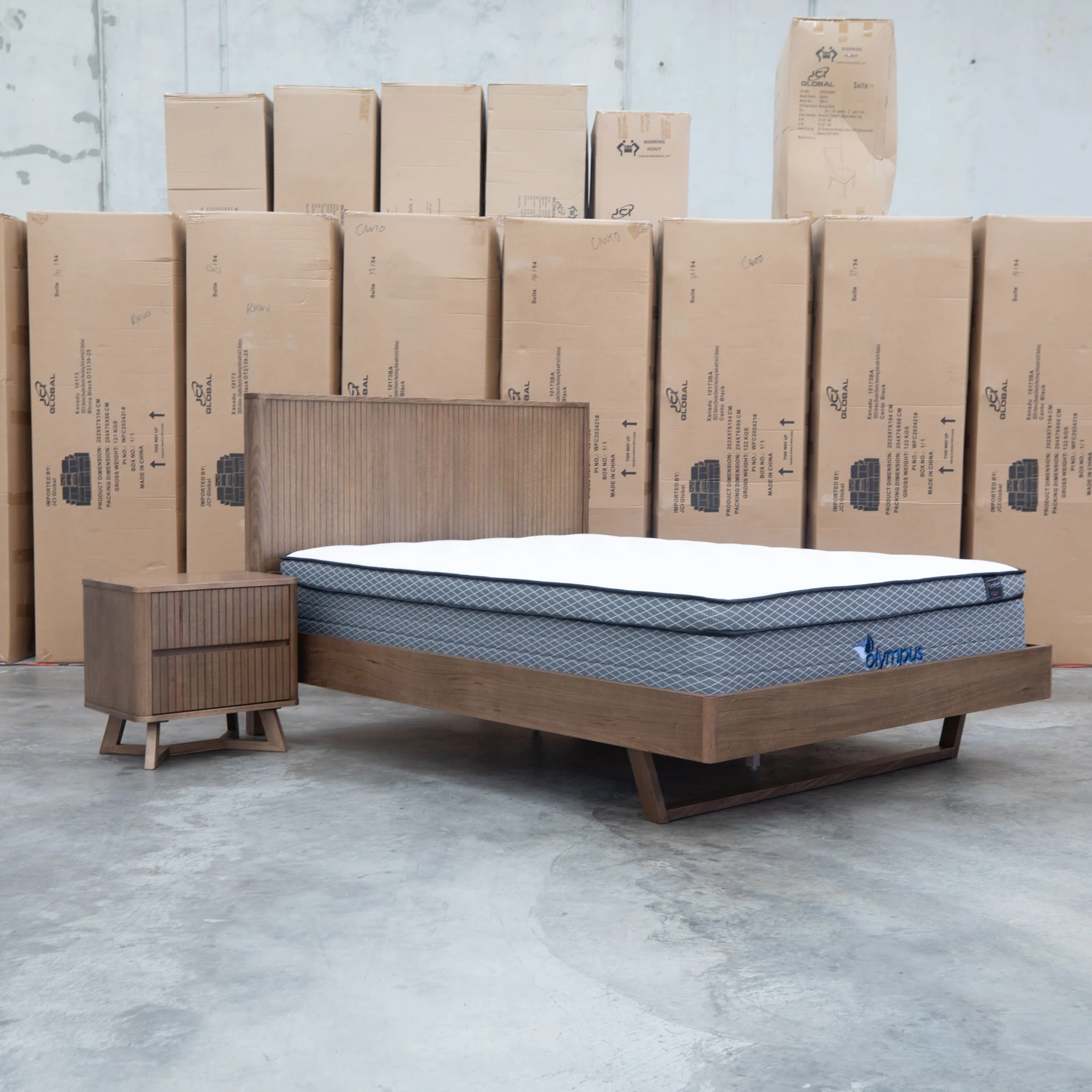 Santos Messmate Timber Queen Floating Bedframe - Aussie Smoke