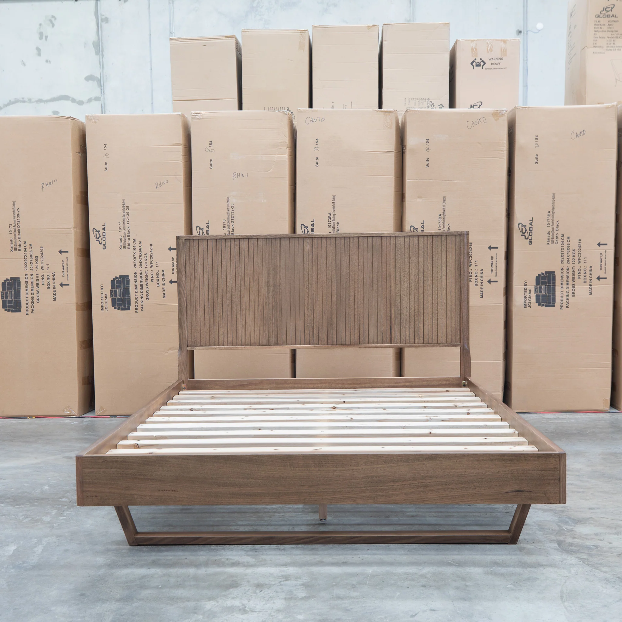 Santos Messmate Timber Queen Floating Bedframe - Aussie Smoke - Image 9